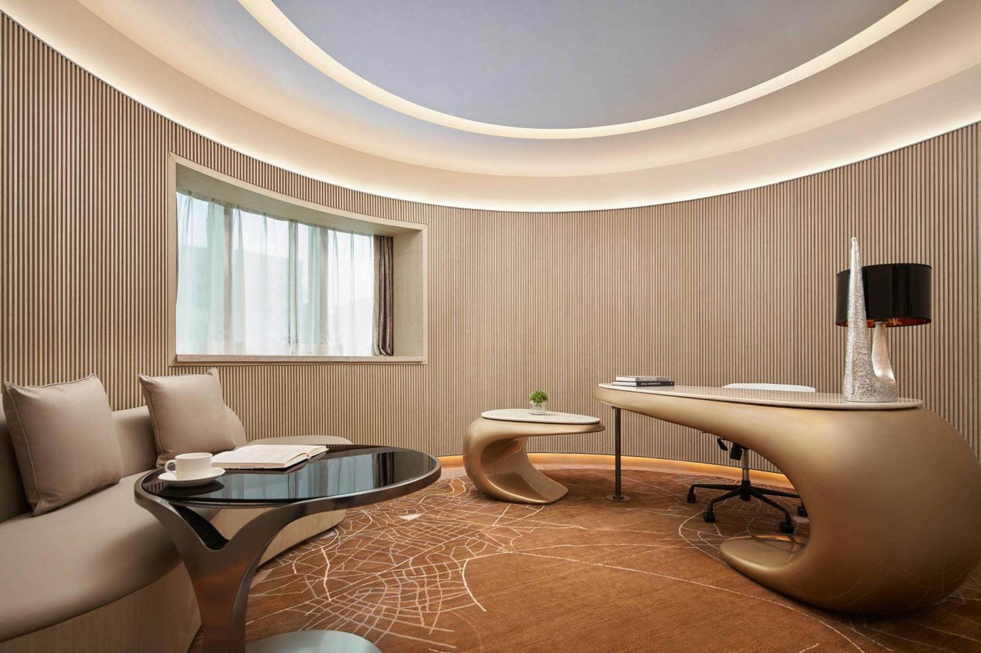 Renaissance Shenzhen Luohu Hotel Dış mekan fotoğraf